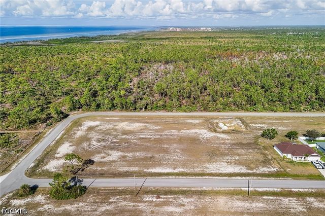 NW 40th LN, Cape Coral, FL 33993