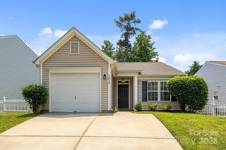 2618 Oasis Lane, Charlotte, NC 28214