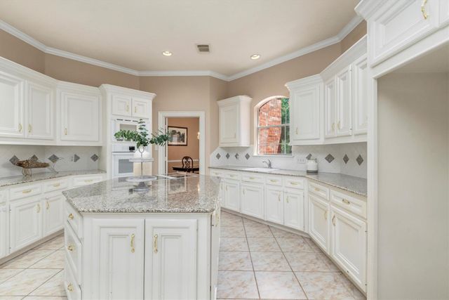 9707 Chipstead Circle, Spring, TX 77379