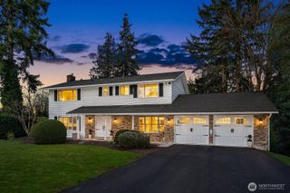 2650 79th Avenue NE, Medina, WA 98039