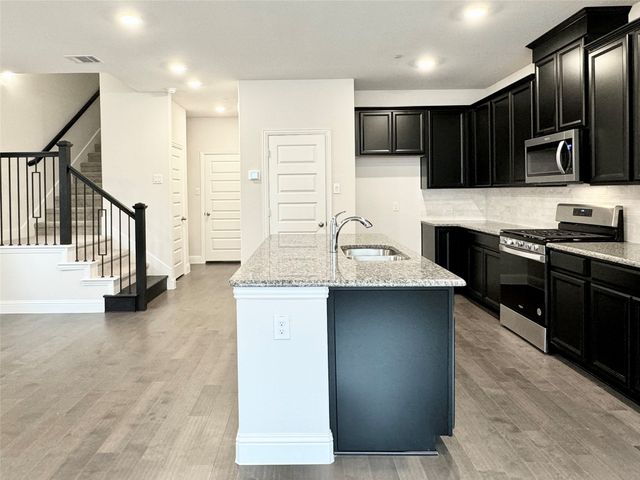 7837 Bayside Drive, Rowlett, TX 75088