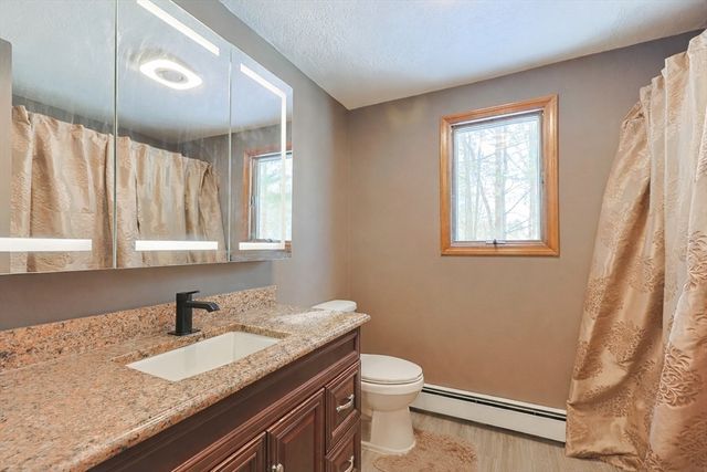 10 Colleen Way, East Bridgewater, MA 02333