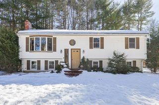10 Colleen Way, East Bridgewater, MA 02333