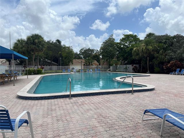 248 NW 47th Avenue, Deerfield Beach, FL 33442