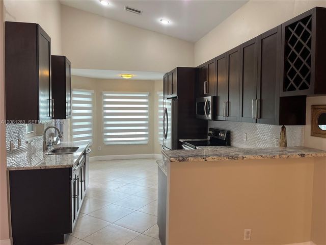 248 NW 47th Avenue, Deerfield Beach, FL 33442