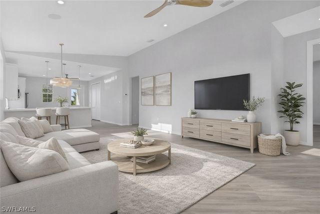 3500 Croton RD 101, Naples, FL 34104