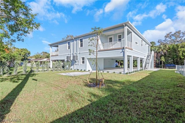 3500 Croton RD 101, Naples, FL 34104