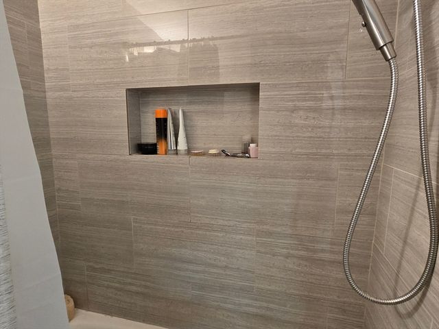 21 Beacon St 10C, Boston, MA 02108