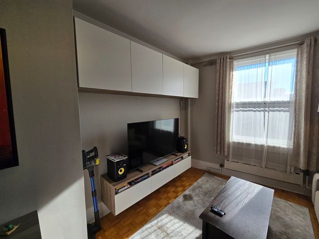 21 Beacon St 10C, Boston, MA 02108