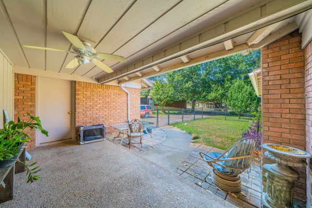 2233 Westfield Street, Grand Prairie, TX 75050