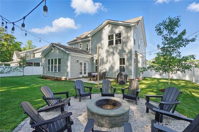 509 Graphite TRL, Chesapeake, VA 23320