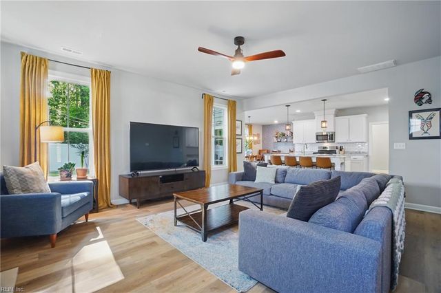 509 Graphite TRL, Chesapeake, VA 23320