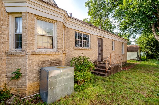 3332 Mt Vernon Avenue, Fort Worth, TX 76103