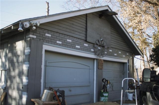 710 S 72nd Street, Kansas City, KS 66111