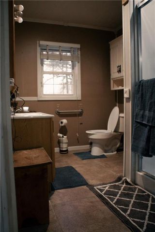 710 S 72nd Street, Kansas City, KS 66111