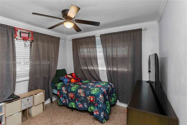 1221 NE 26th Ave, Pompano Beach, FL 33062