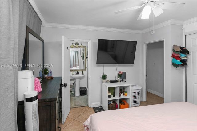 1221 NE 26th Ave, Pompano Beach, FL 33062