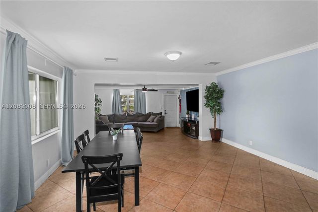 1221 NE 26th Ave, Pompano Beach, FL 33062