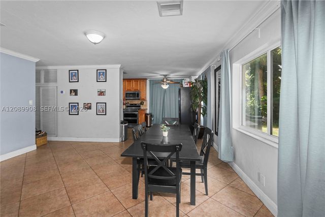 1221 NE 26th Ave, Pompano Beach, FL 33062