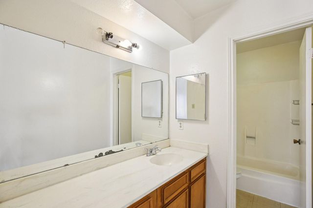 8379 La Roche Lane, Houston, TX 77036