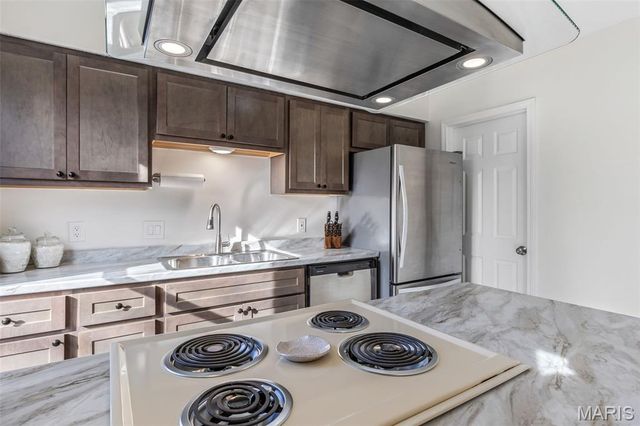 621 Westwood Drive S A, Festus, MO 63028