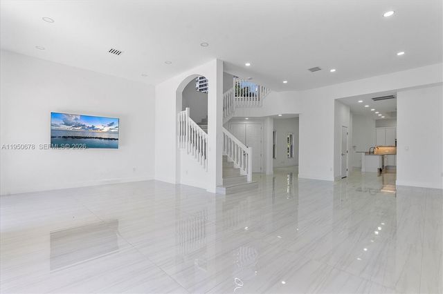 21301 NE 38th Ave 58, Aventura, FL 33180