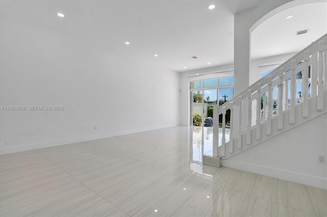 21301 NE 38th Ave 58, Aventura, FL 33180