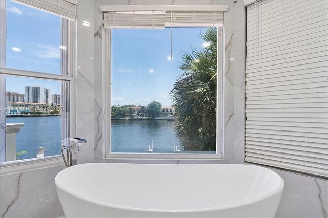 21301 NE 38th Ave 58, Aventura, FL 33180