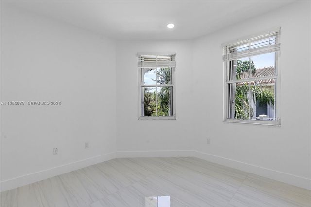 21301 NE 38th Ave 58, Aventura, FL 33180