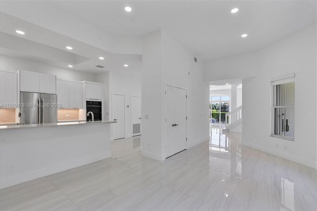 21301 NE 38th Ave 58, Aventura, FL 33180