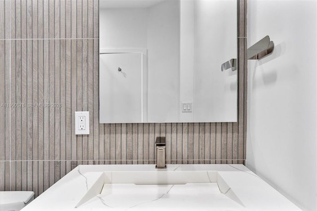 21301 NE 38th Ave 58, Aventura, FL 33180