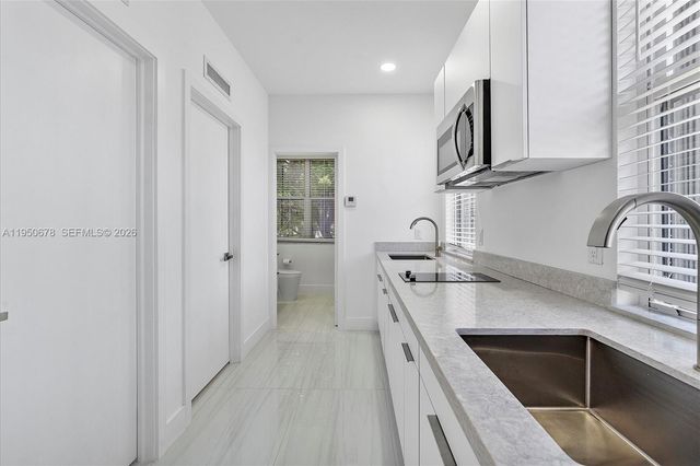 21301 NE 38th Ave 58, Aventura, FL 33180