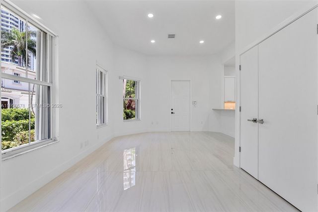 21301 NE 38th Ave 58, Aventura, FL 33180