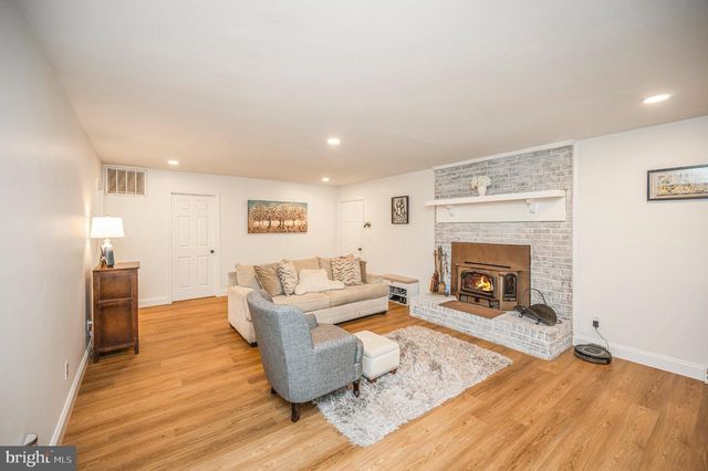 104 FREEDOM RD, Locust Grove, VA 22508