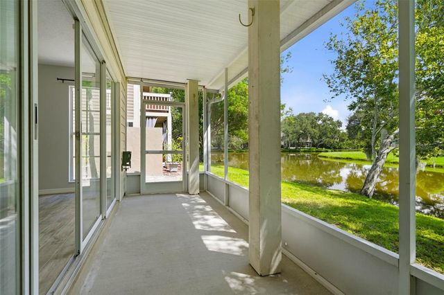9020 LAKE PLACE LANE 9020, Tampa, FL 33634