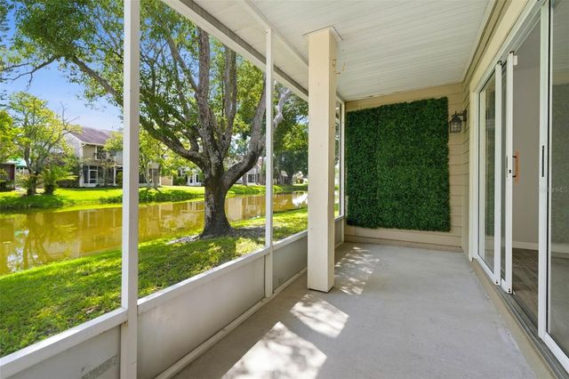 9020 LAKE PLACE LANE 9020, Tampa, FL 33634