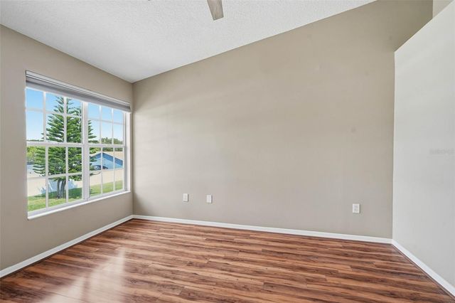 9020 LAKE PLACE LANE 9020, Tampa, FL 33634