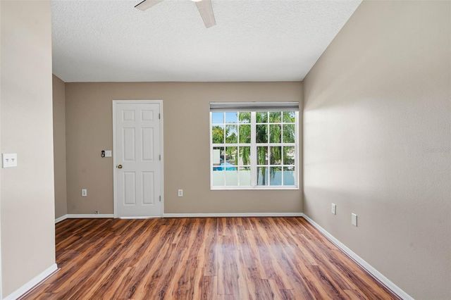 9020 LAKE PLACE LANE 9020, Tampa, FL 33634