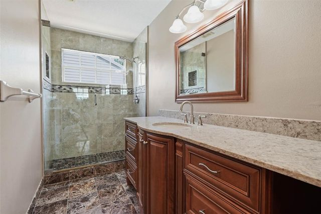 9020 LAKE PLACE LANE 9020, Tampa, FL 33634