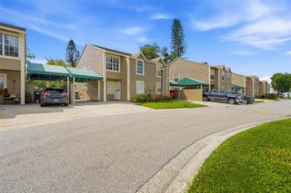 9020 LAKE PLACE LANE 9020, Tampa, FL 33634