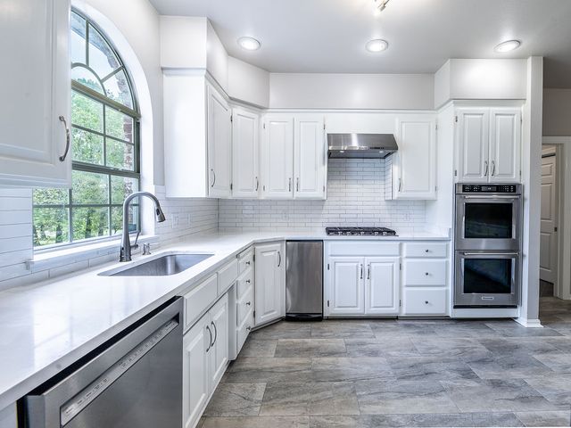 4032 Tahoe Circle, Springdale, AR 72762