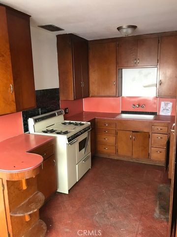 7857 Crenshaw Boulevard, Los Angeles, CA 90043