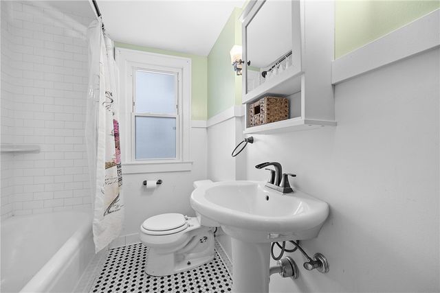 251 Hinchey Road, Gates, NY 14624