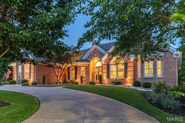 671 Clifden Drive, Weldon Spring, MO 63304