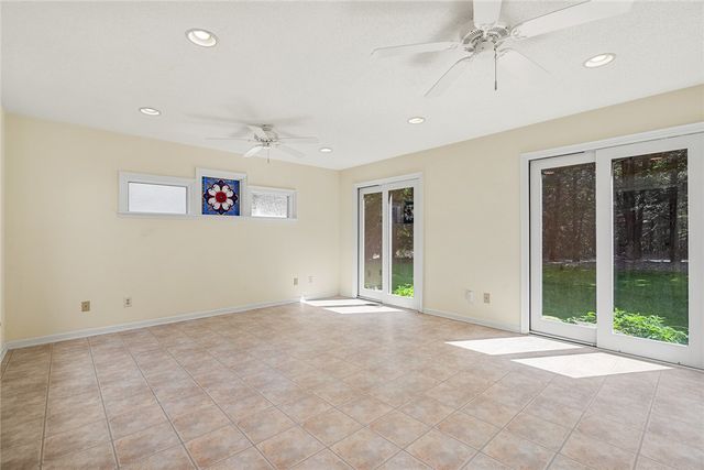 208 Oak Hollow Court, Seneca, SC 29672