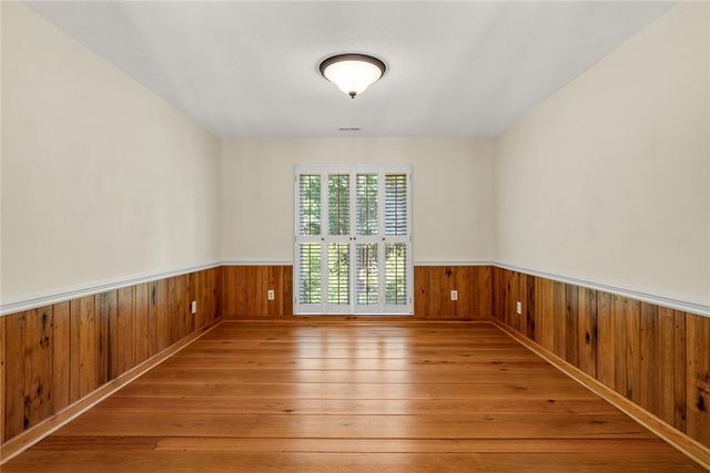208 Oak Hollow Court, Seneca, SC 29672