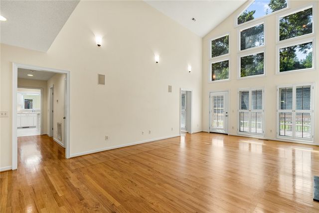 208 Oak Hollow Court, Seneca, SC 29672