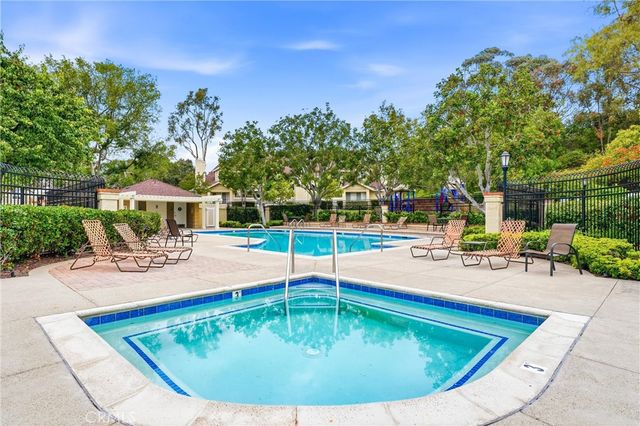 21066 Berry Glen, Lake Forest, CA 92630