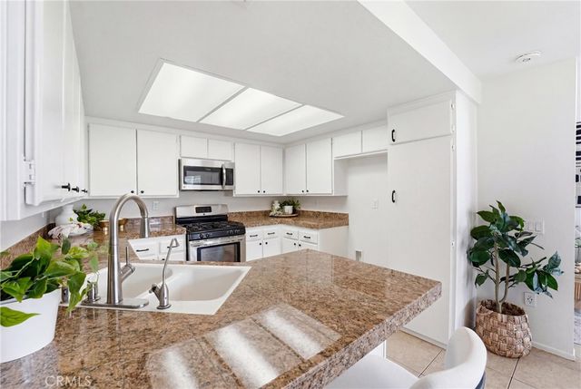 21066 Berry Glen, Lake Forest, CA 92630