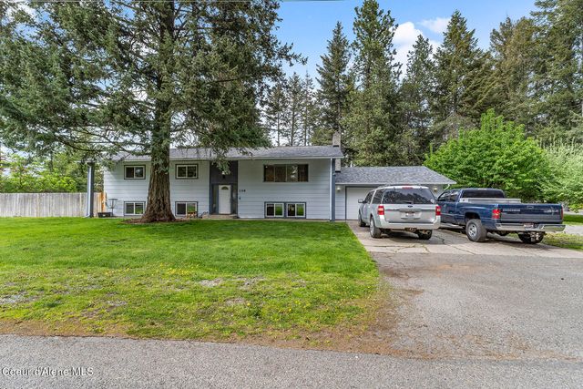 109 E Alvis RD, Hayden, ID 83835